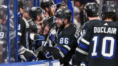 Nikita Kucherov historisk då Tampa Bay Lightning slog Toronto Maple Leafs