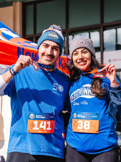 PHOTOS: Islanders Race to the Rink 5K