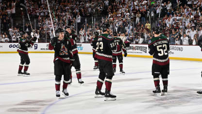 Les Coyotes saluent les partisans